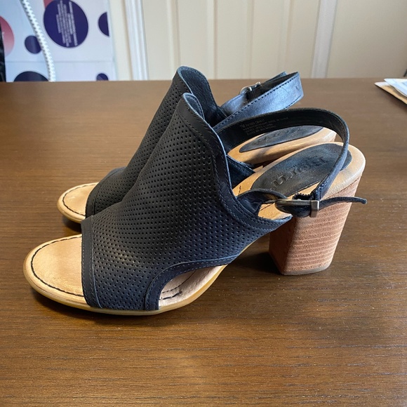 Born Leather Sandals - Picture 2 of 7